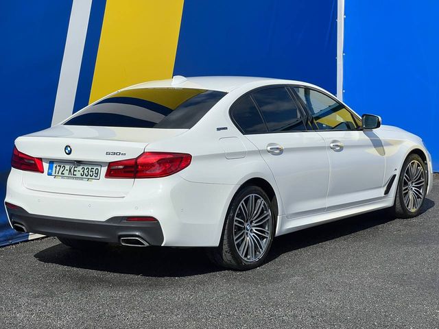 Image for 2017 BMW 5 Series 530e M-SPORT 2.0 HYBRID // LEATHER VENTILATED MASSAGE SEATS // 360 DEGREE PARKING AID // 19" DIAMOND CUT ALLOYS