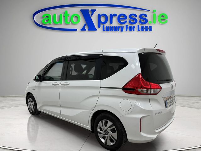 Image for 2019 Honda Freed HYBRID G Automatic, 6 Seat Reversing camera