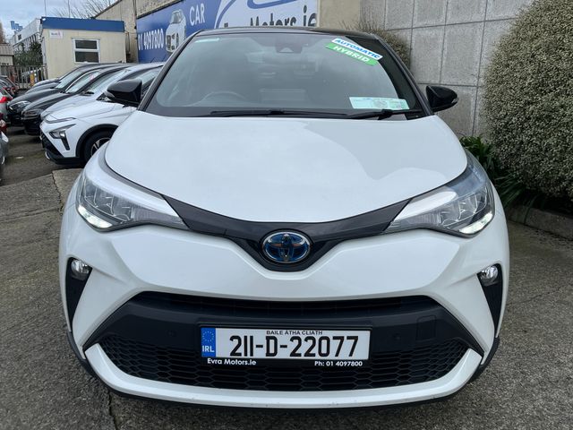 Image for 2021 Toyota C-HR SPORT HYBRID AUTOMATIC 1.8 PETROL //REVERSE CAMERA//HEATED SEATS//CARPLAY//ADAPTIVE CRUISE CONTROL//