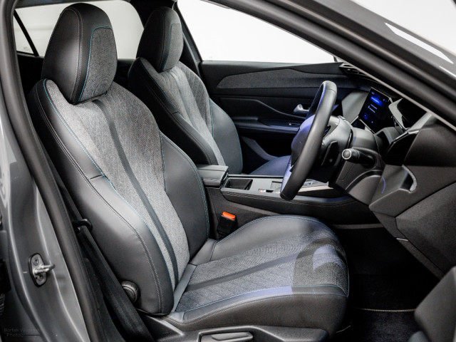 Image for 2024 Peugeot 408 Allure 1.6 Plug-in Hybrid Auto 180HP