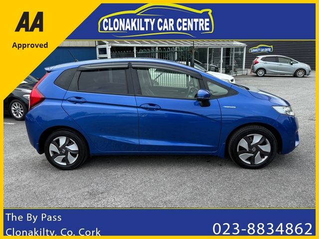 Image for 2014 Honda Fit 141 Honda Fit Self Charging Hybrid