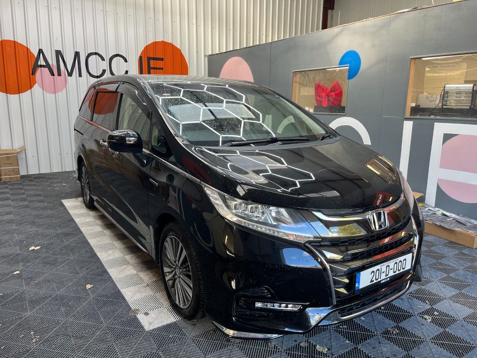 Image for 2020 Honda Odyssey 2020 HONDA ODYSSEY HYBRID ABSOLUTE 2.0 AUTOMATIC / CRUISE CONTROL / PARKING CAMERA / AUTOMATIC & ELECTRIC DOORS AND MORE