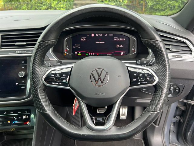Image for 2024 Volkswagen Tiguan R-LINE 1.4 HYBRID // R-LINE HEATED SEATS // 360 PARKING SENSORS // APPLE CARPLAY/ANDROID AUTO