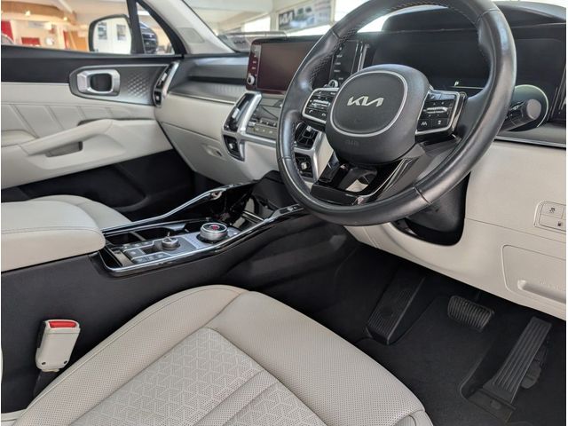 Image for 2023 Kia Sorento PHEV K3 5P