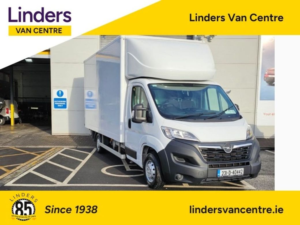 Image for 2023 Opel Movano 3.5T BOX BODY 750KG TAILLIFT