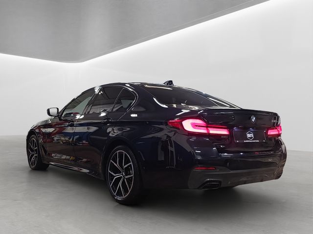 Image for 2021 BMW 5 Series 530E M-SPORT PRO. HUGE SPEC. FINANCE ARRANGED. SIMI. AA APPROVED.
