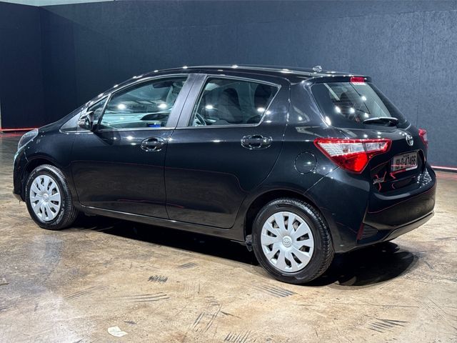 Image for 2019 Toyota Yaris MANUAL 1.0 VVTI - REVERSE CAMERA
