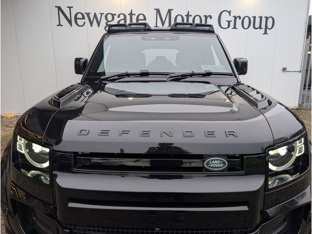 Image for 2025 Land Rover Defender X-DYNAMIC SE *MASSIVE SPEC OPTIONS*