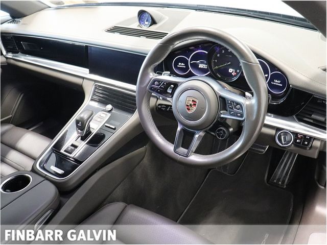 Image for 2019 Porsche Panamera 4 E-Hybrid Executive