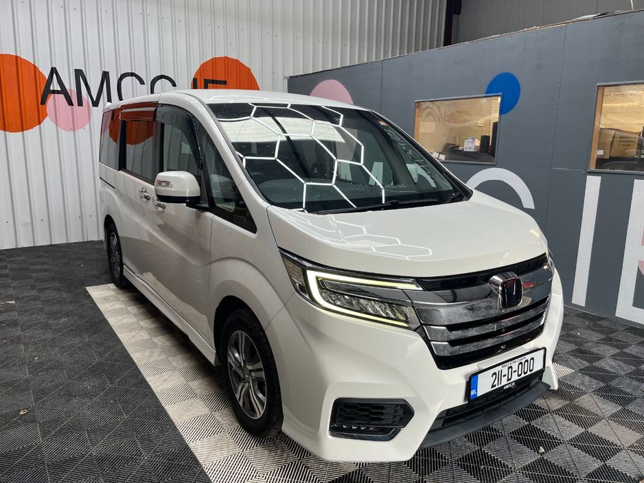Image for 2021 Honda Stepwagon 2021 HONDA STEPWAGON SPADA EHEV G 2.0 AUTOMATIC / CRUISE CONTROL / PARKING CAMERA / ELECTRIC MEMORY & HEATED SEATS / ELECTRIC & AUTOMATIC DOORS / 7 SEATS OPTION AND MORE