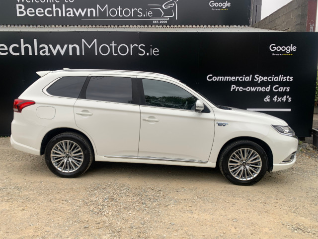 Image for 2019 Mitsubishi Outlander 2.4 PHEV 4H 4WD AUTO // 06/27 NCT // GREAT DOCUMENTED SERVICE HISTORY // ELECTRIC TAILGATE, LEATHER AND HEATED SEATS // 
