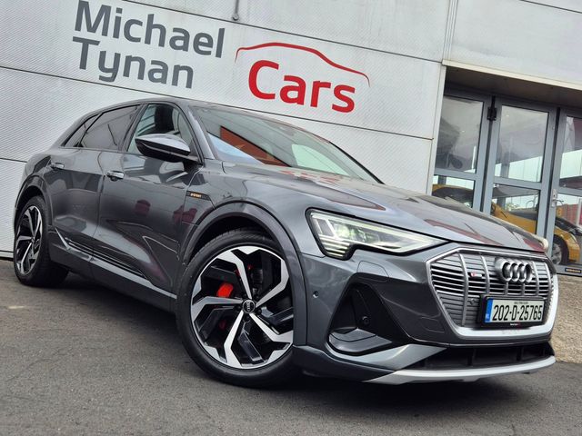 Image for 2020 Audi e-tron 50 Quattro S LINE Black Edition Styling (313bhp) 21'' Alloys + Upgraded Light Grey Leather Seats + Wireless Phone Charger
