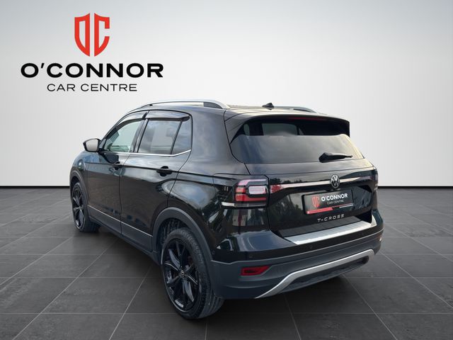 Image for 2022 Volkswagen T-Cross Compact enough for the city. confident enough for anywhere.