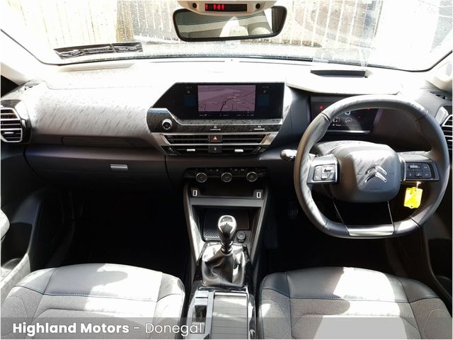 Image for 2022 Citroen C4 FEEL Pack PureTech 130 ** LOW MILES ** FULL SERVICE HISTORY ** WARRANTY TO 2027 **