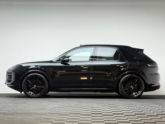 Image for 2026 Porsche Cayenne BLACK EDITION V6 E-HYBRID