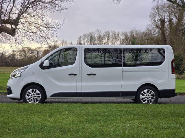 Image for 2020 Renault Trafic 8-9 Seater Taxi Spec