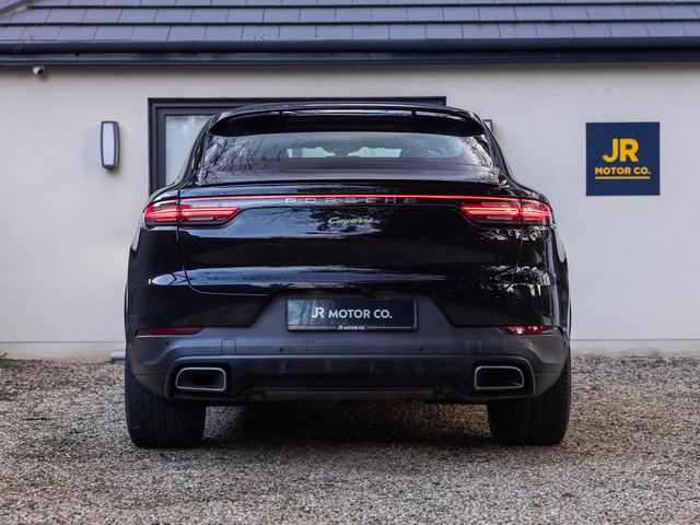 Image for 2023 Porsche Cayenne 3.0 E-hybrid Auto