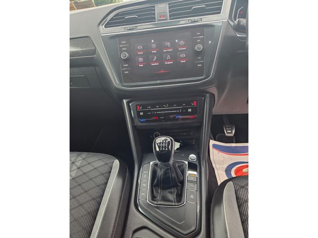 Image for 2021 Volkswagen Tiguan R Line 2.0tdi M6F 150HP 5DR
