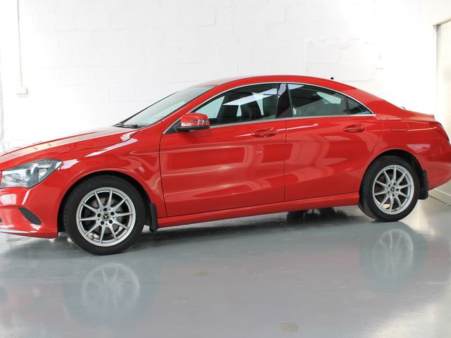 Image for 2018 Mercedes-Benz CLA Class 180 d D 4DR