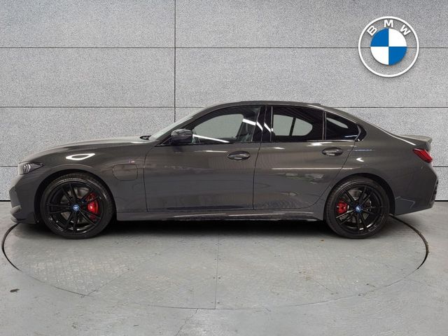 Image for 2025 BMW 3 Series 330e M Sport - M Performance Kit