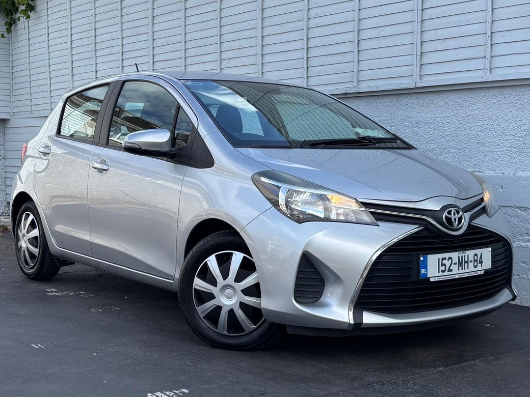 Image for 2015 Toyota Yaris TOYOTA YARIS 2015 / PETROL / LUNA / FSH / NCT 06-27