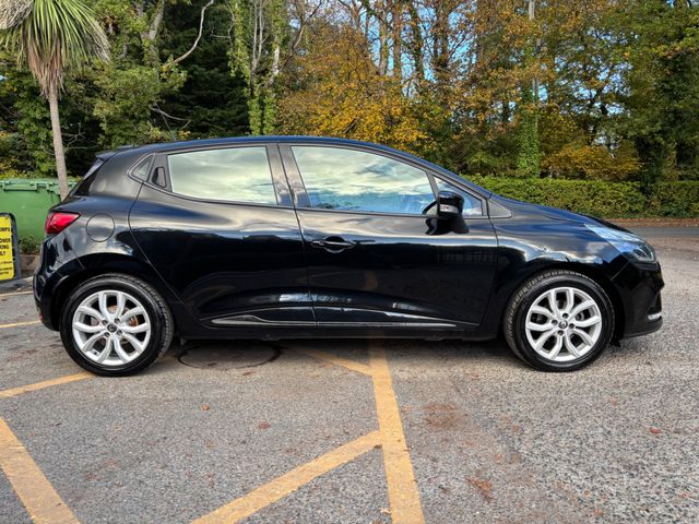 Image for 2018 Renault Clio DYNAMIQUE NAV - 1.2 PETROL - NCT '26 - TAXED - 2 KEYS