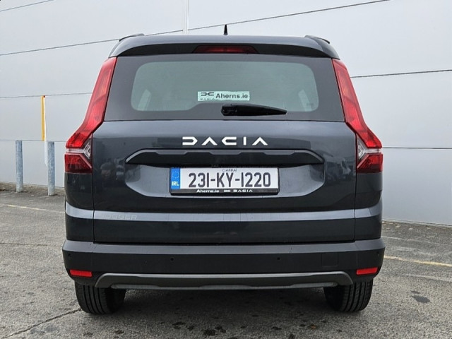 Image for 2023 Dacia Jogger 1.0 L Extreme 7 Seater