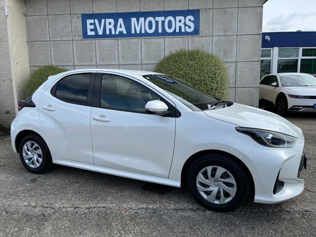 Image for 2020 Toyota Yaris AUTOMATIC HYBRID 1.5 PETROL //KEYLESS ENTRY//REVERSE CAMERA//ADAPTIVE CRUSIE CONTROL// 