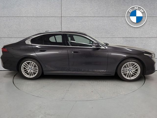 Image for 2025 BMW i5 eDrive40 Sport