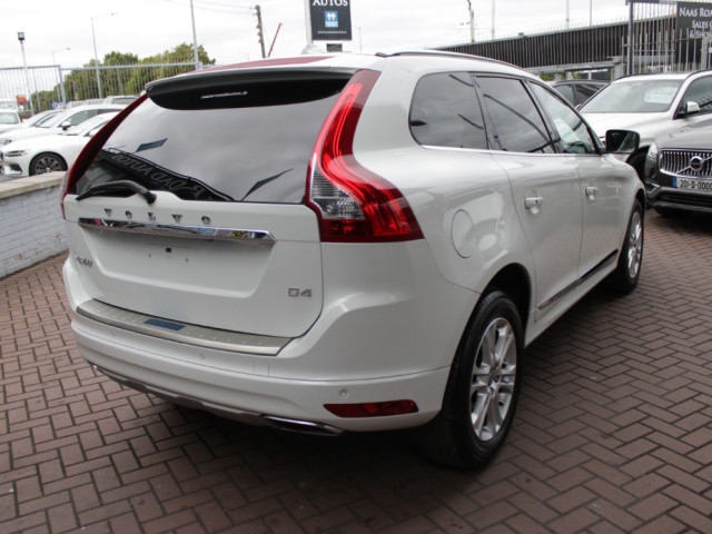 Image for 2016 Volvo XC60 D4 SE LUXURY ESTATE 5DR AUTOMATIC // WITH 131, 000 KM'S // STUNNING CAR // BUY WITH CONFIDENCE AA AND SIMI APPROVED DEALER 2026 // FINANCE ARRANGED // ALL TRADE INS WELCOME //