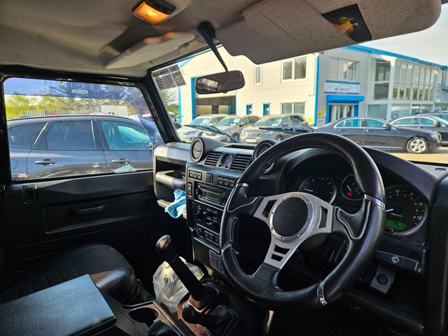 Image for 2007 Land Rover Defender 110 2.4 XS 5seats 05DR