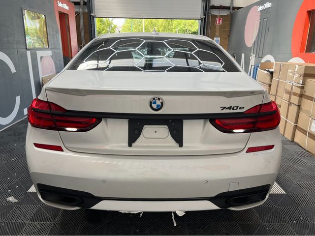 Image for 2016 BMW 7 Series 2016 BMW 740E IPERFORMANCE M-SPORT 2.0 AUTOMATIC / CRUISE CONTROL / 360° CAMERA / ELECTRIC MEMORY MASSAGING & HEATED SEATS / AMBIENT LIGHTS AND MORE
