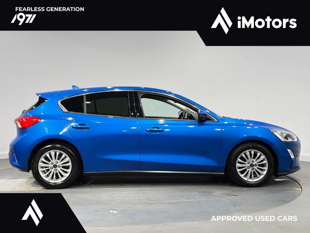 Image for 2019 Ford Focus HEATED SEATS Titanium 125 5DR