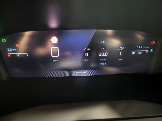 Image for 2025 Peugeot 2008 1.2 Puretech 100bhp Allure