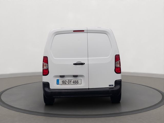 Image for 2019 Peugeot Partner 