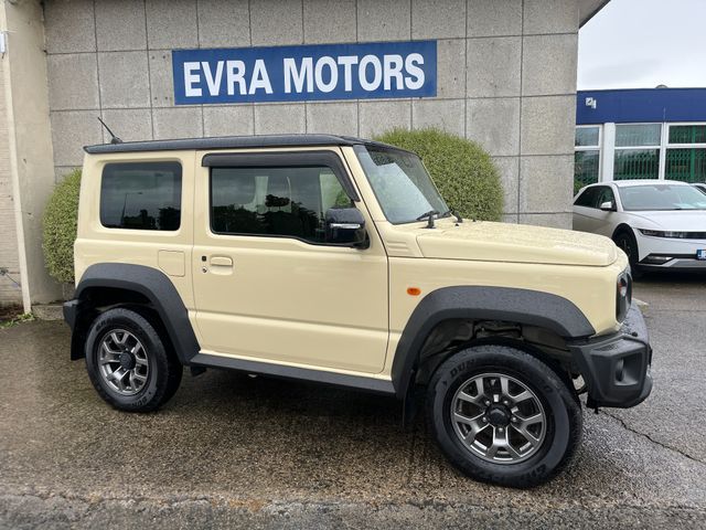 Image for 2023 Suzuki Jimny SIERRA 4 SEAT MANUAL 1.5 PETROL //HIGH SPEC//HEATED SEATS//KEYLESS ENTRY//REVERSE CAMERA//