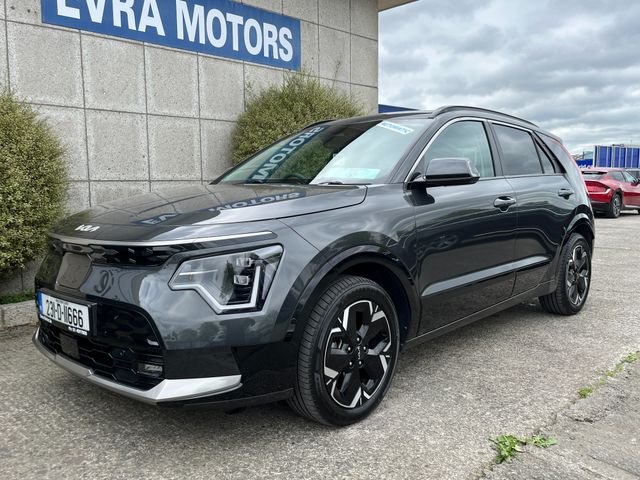 Image for 2023 Kia Niro EV K4 64KWH ELECTRIC //TOP SPEC//FULL LEATHER HEATED AND COOLED ELECTRIC SEATS//HEATED STEERING WHEEL//SAT NAV//REVERSE CAMERA//ADAPTIVE CRUISE CONTROL//HEAD UP DISPLAY//