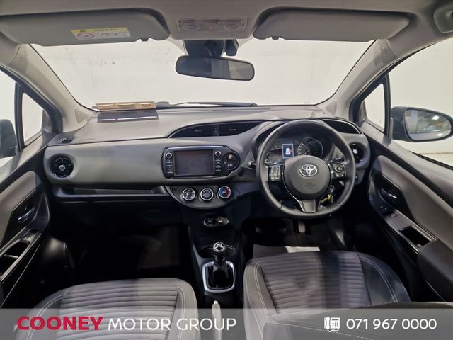 Image for 2019 Toyota Yaris 1.0 VVT-i 5Dr Luna