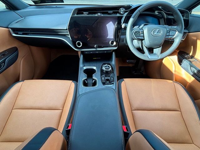 Image for 2023 Lexus RZ 450 E PREMIUM PLUS PAN ROOF