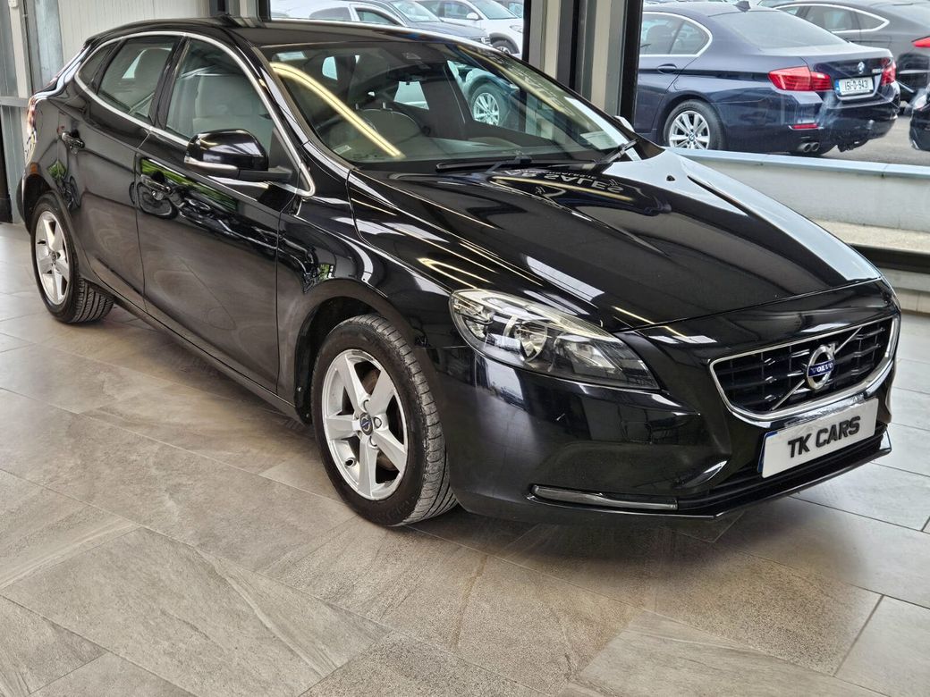 Image for 2016 Volvo V40 D2 (120hp) SE+Leather