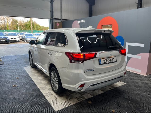 Image for 2020 Mitsubishi Outlander 2020 MITSUBISHI OUTLANDER PHEV 2.4L HYBRID / 48K KMS / ADAPTIVE CRUISE CONTROL, HEATED SEATS, REVERSE CAMERA & MORE