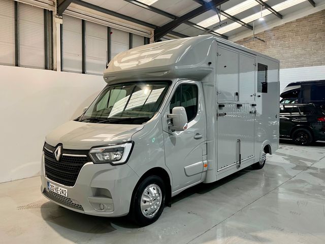 Image for 2020 Renault Master Stallion Box 