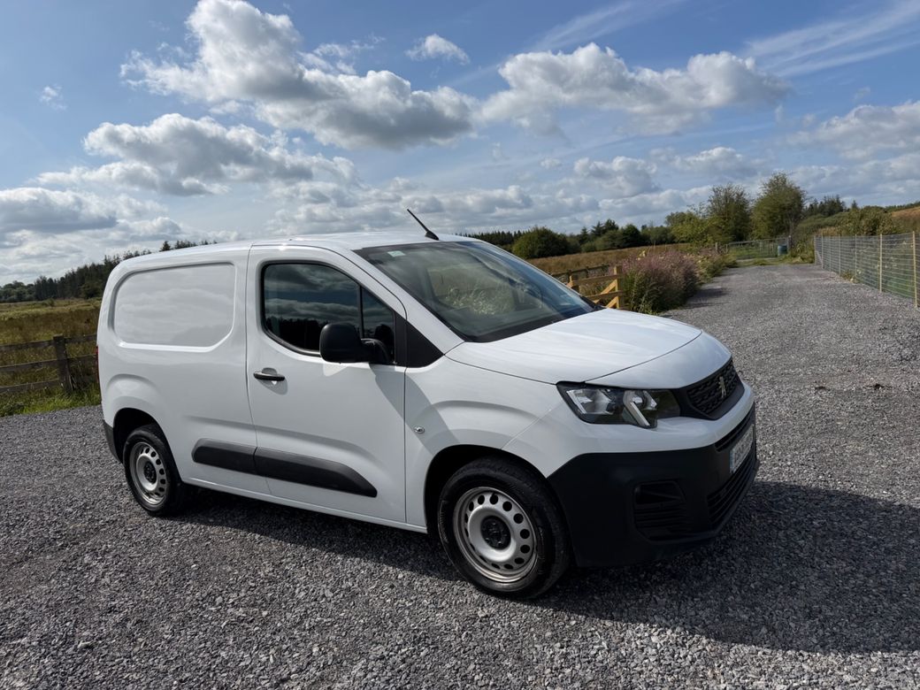 Image for 2023 Peugeot Partner Active Plus 1.5 Blue HDI 100 4