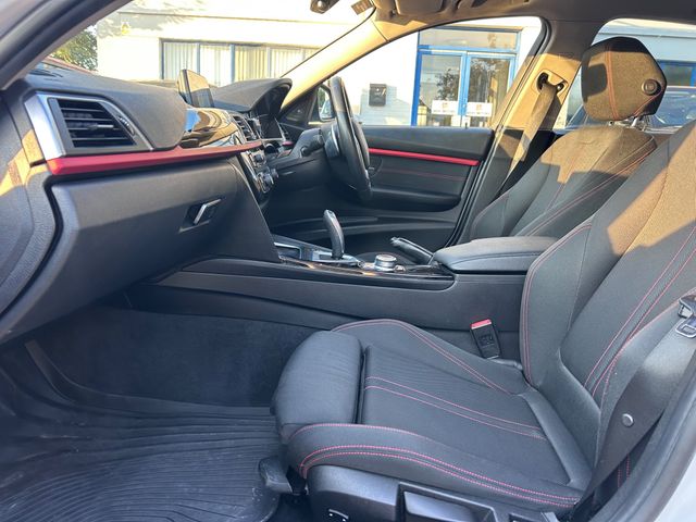 Image for 2018 BMW 3 Series 2018 BMW 330e HYBRID SPORT SHADOW EDITION AUTO