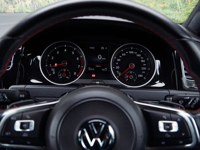 Image for 2017 Volkswagen Golf GTI 2.0 TSI AUTO // FULL SERVICE HISTORY // APPLE CAR PLAY / ANDROID AUTO // GTI TARTAN SPORT SEATS 