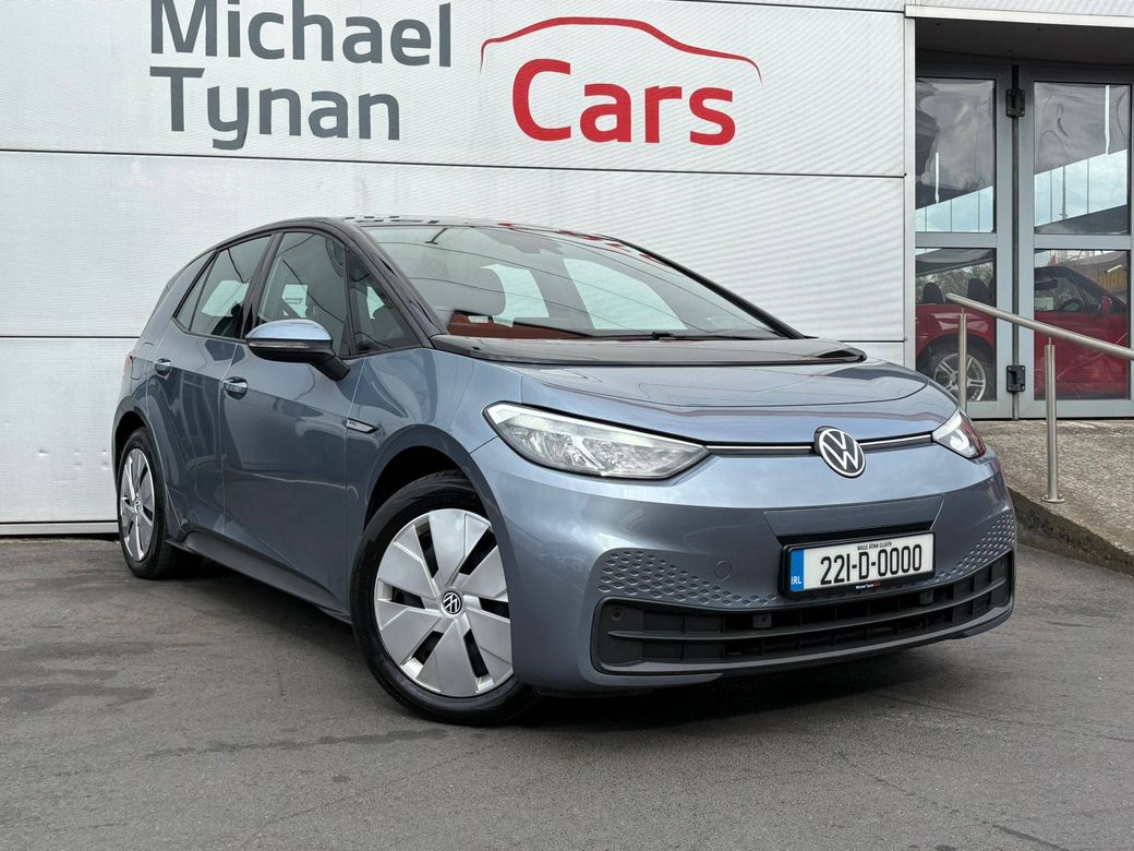 Image for 2022 Volkswagen ID.3 Pro 58KWH Life, Climate Control, Heated Seats, CarPlay, Cruise Control - First registered in April 2022 - Trade in Price €20, 888.