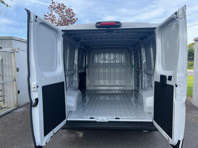 Image for 2026 Citroen Relay Citroën Relay LX Diesel 120Hp