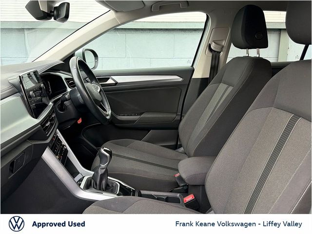 Image for 2022 Volkswagen T-Roc LIFE 1.0 TSI 110HP *SILVER METALLIC* *REAR VIEW CAMERA* *CARPLAY & ANDROID AUTO* *FRONT & REAR SENSORS* *PCP FINANCE AVAILABLE*