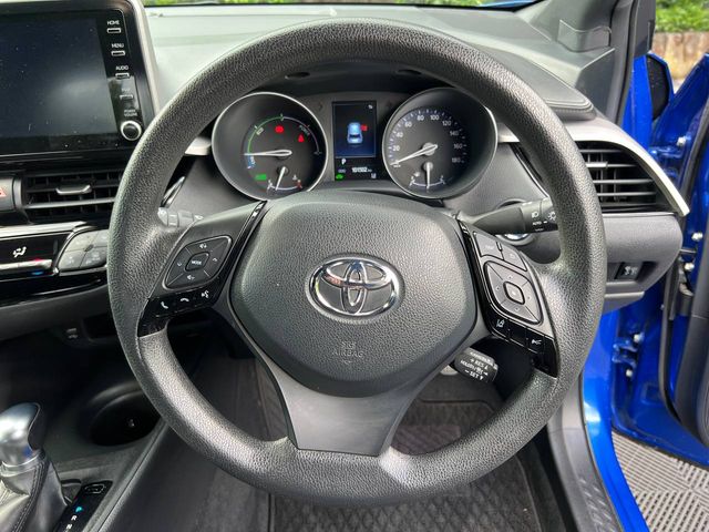 Image for 2021 Toyota C-HR 1.8 HYBRID AUTO // ADAPTIVE CRUISE CONTROL // 17" ALLOYS // BLUETOOTH MUSIC