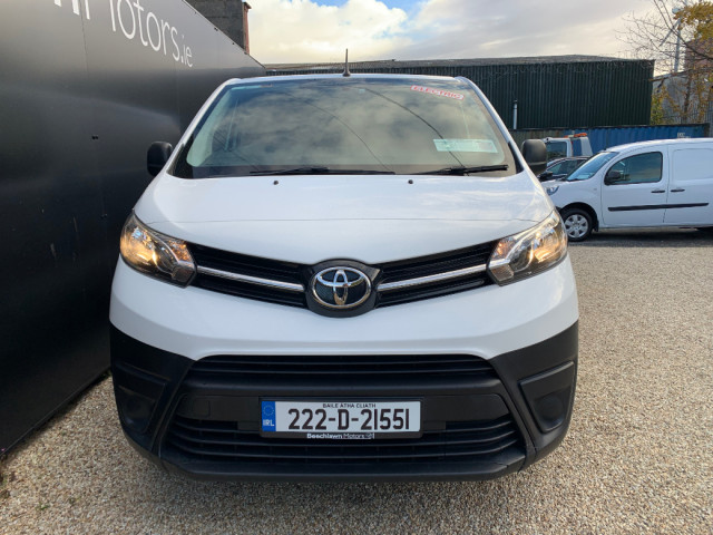 Image for 2022 Toyota Proace 75 KWH AUTOMATIC MWB // PRICE EXCL. VAT // VERY LOW MILEAGE // EXCELLENT CONDITION // 05/27 CVRT // AIR CON, BLUETOOTH AND ELECTRIC WINDOWS // 